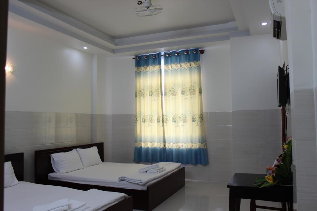 Haivan Hostel Чау Док Екстериор снимка